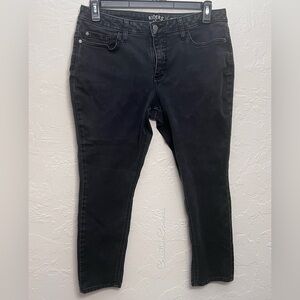 Lee Black Midrise Skinny Jeans Size 14P